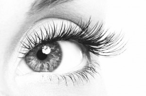 how to make eyelashes longer naturally